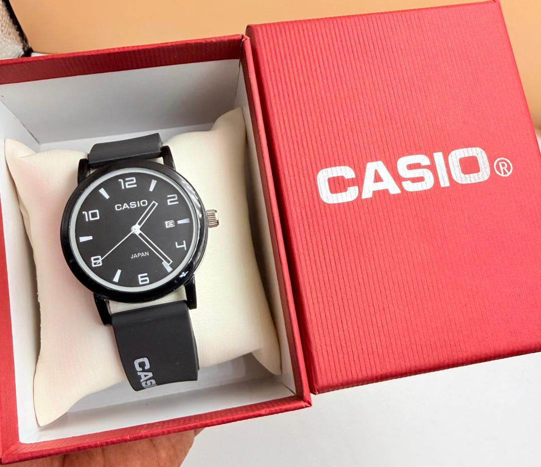 PROMO 2 MONTRES A 10000 LIVRÉ DANS UN COFFRET