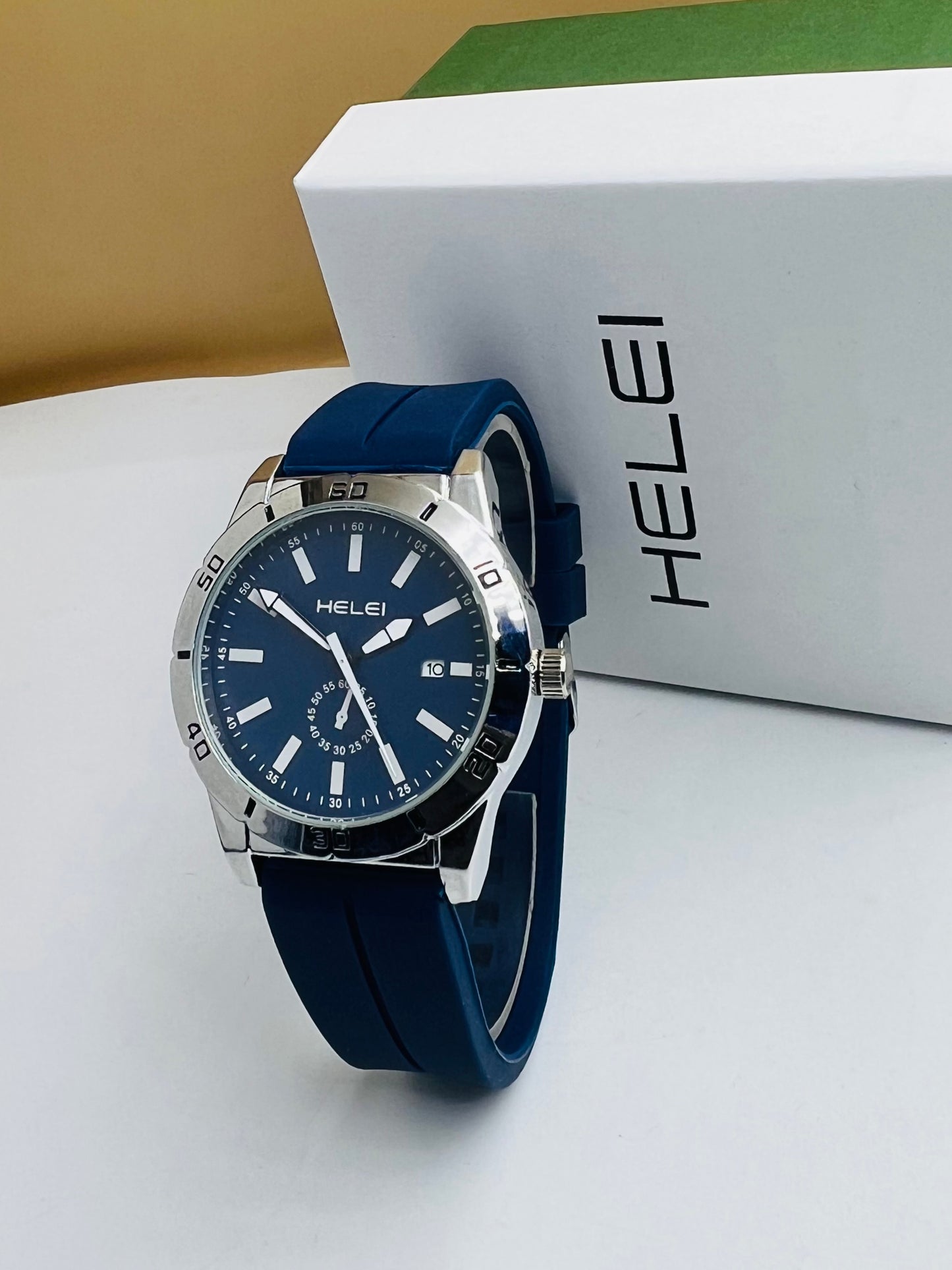 HELEI 2 montres A 16000