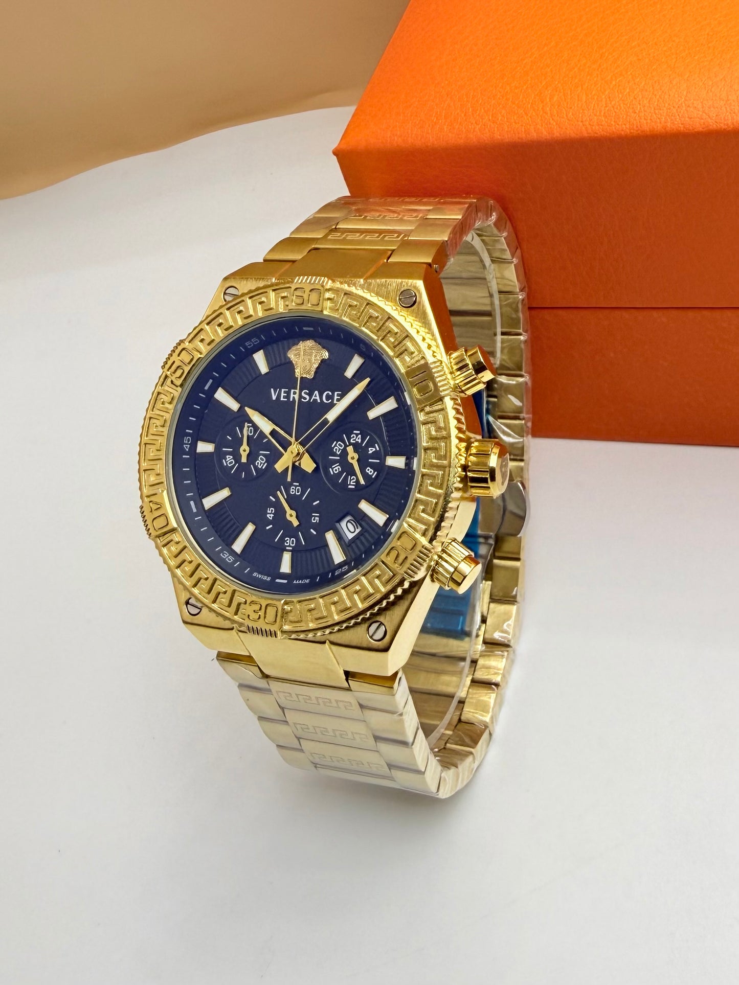 VERSACE