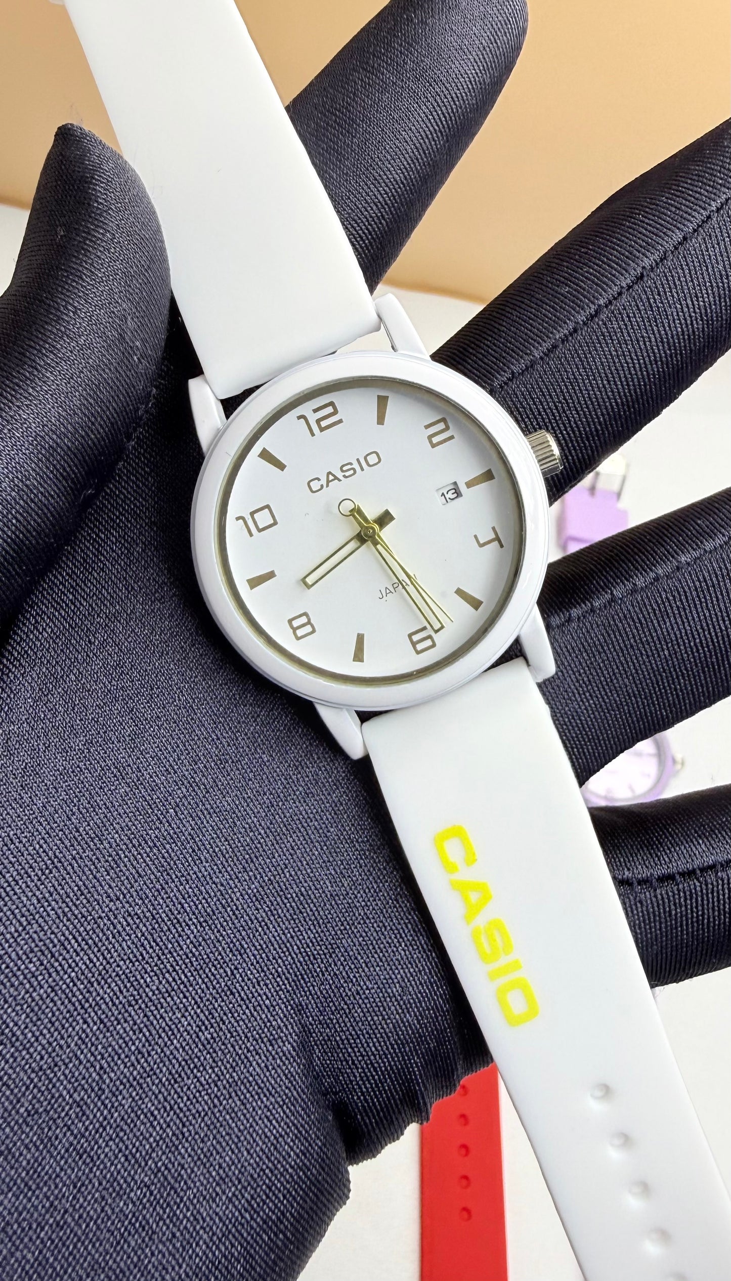 CASIO THE COLOURS OF TIME.